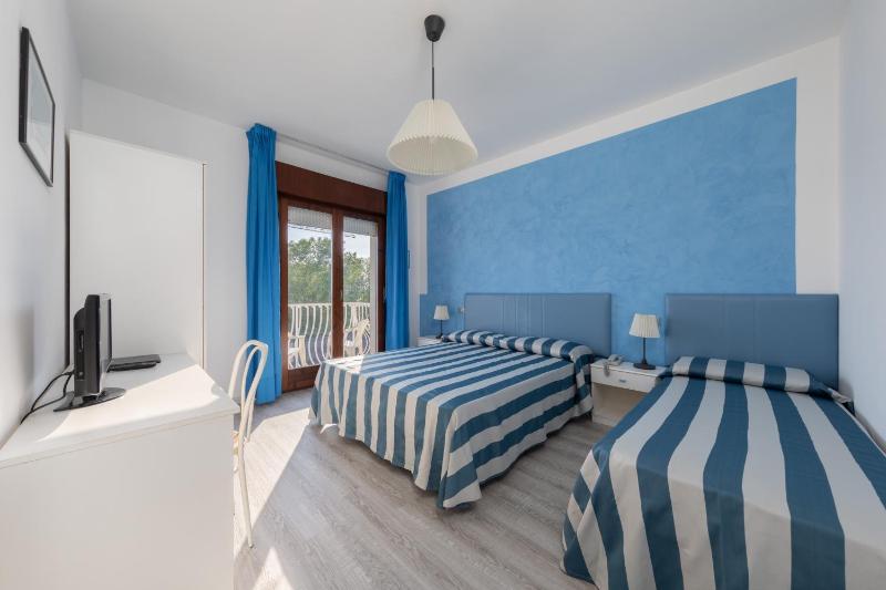 Triple Room image 1