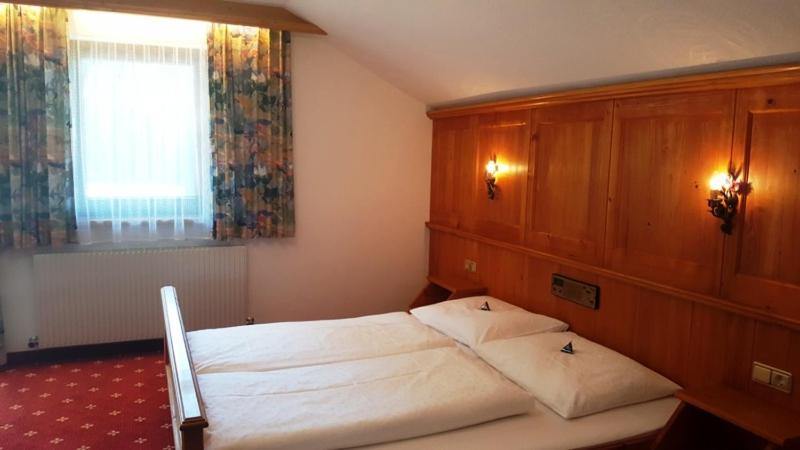 Comfort Double Room image 1