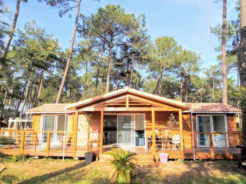 Three-Bedroom Chalet image 1