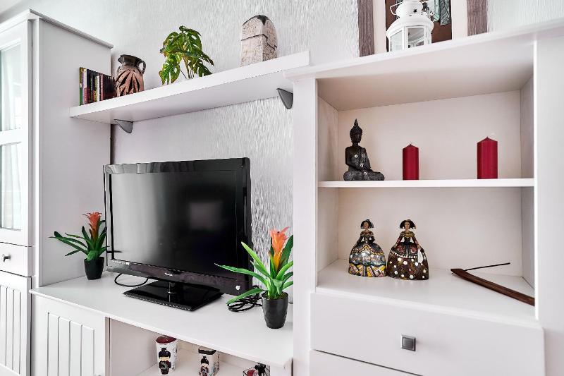 Espanhouse David 2 bedroom apartment Torrevieja with pool - image 5
