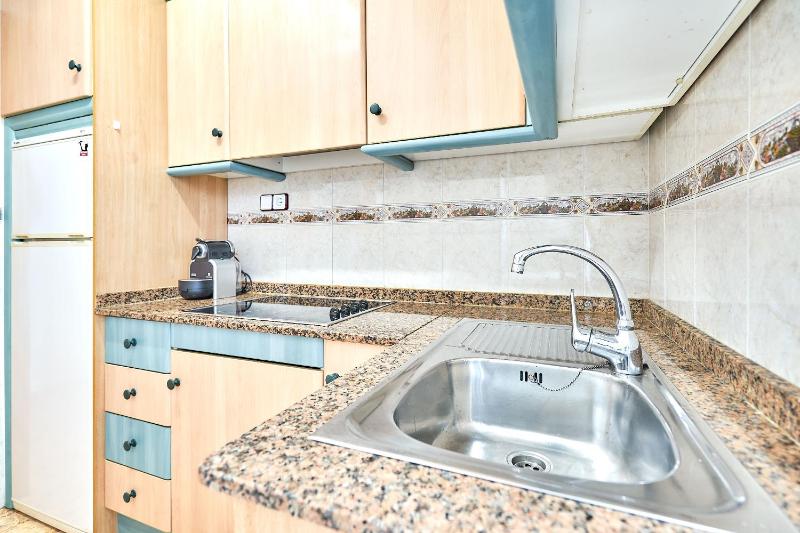 Espanhouse David 2 bedroom apartment Torrevieja with pool - image 11