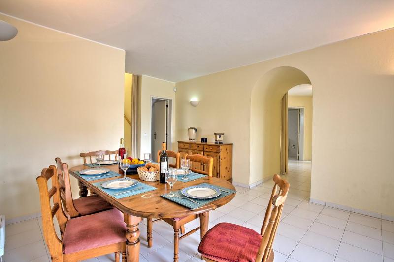 Villa Sarana by Villa Plus - image 10