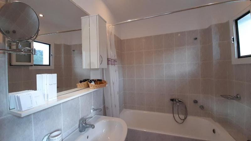 Lassi Hotel - image 32