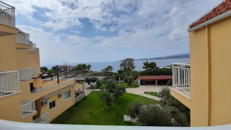 Lassi Hotel - image 45