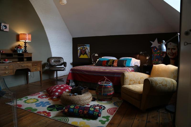 Double Room image 2