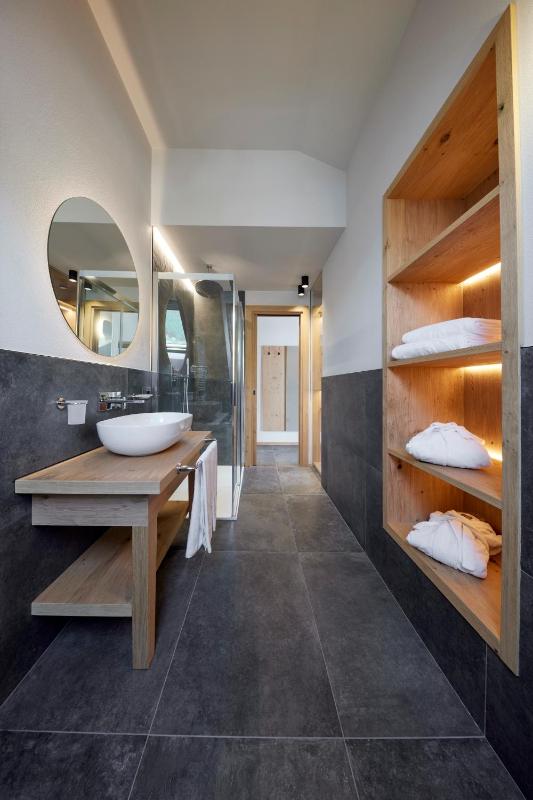 Junior Suite image 2