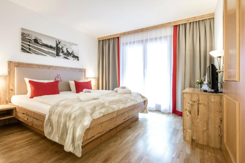 Double Room with Balcony image 1