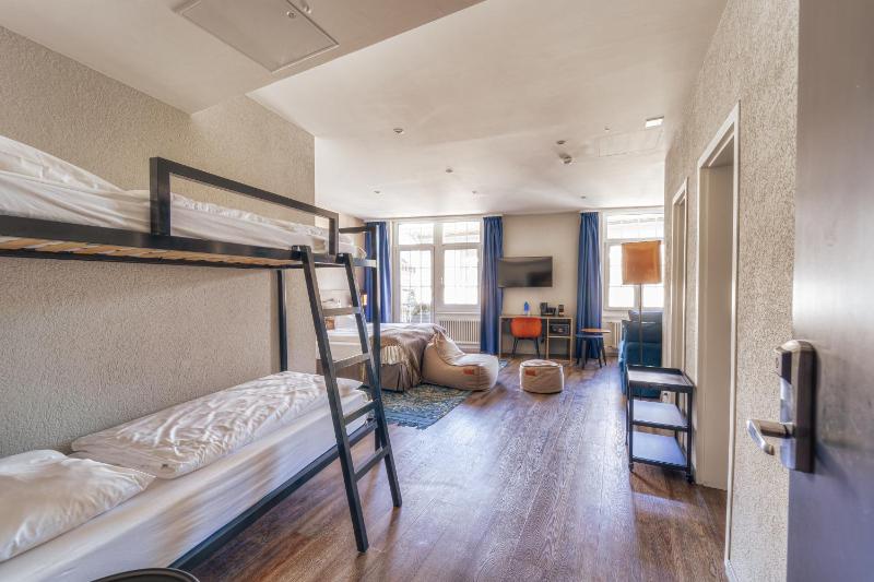 The HEY HOTEL - image 6