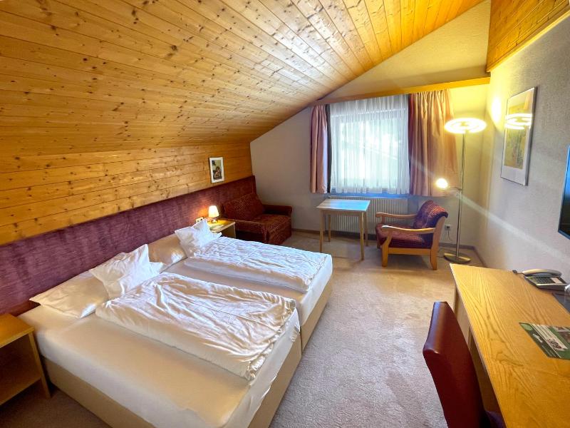 Double or Twin Room image 2
