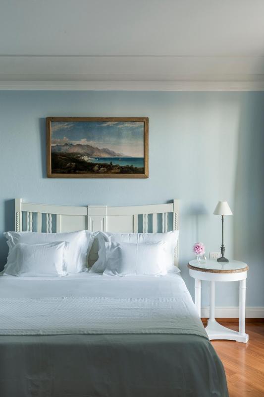 Suite with Sea View image 1