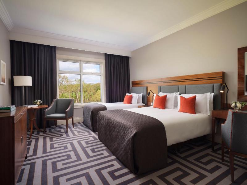 Estate View Guestroom image 3