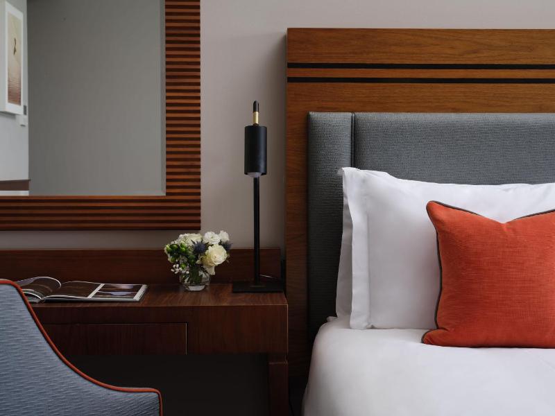 Estate View Guestroom image 4