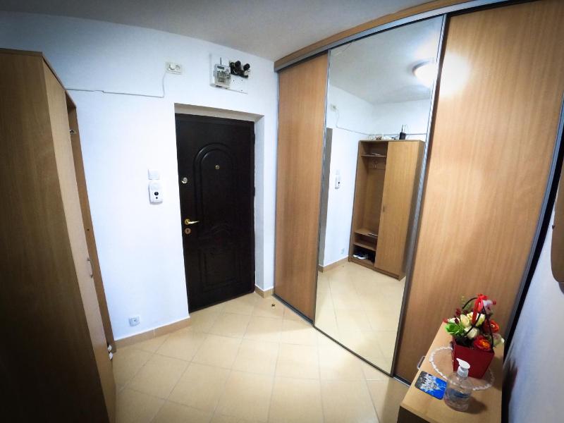 Apartment image 3