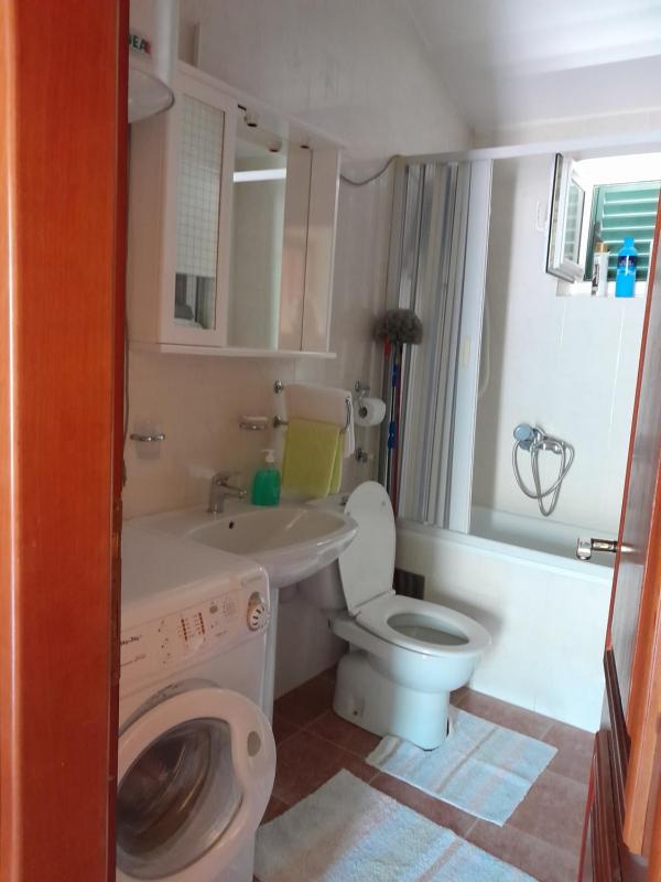 Apartment with Sea View image 4