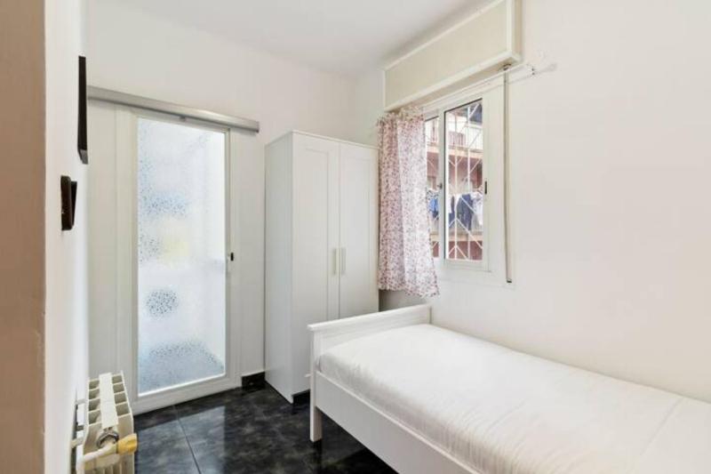 Stay U-nique Apartments La Bordeta - image 15