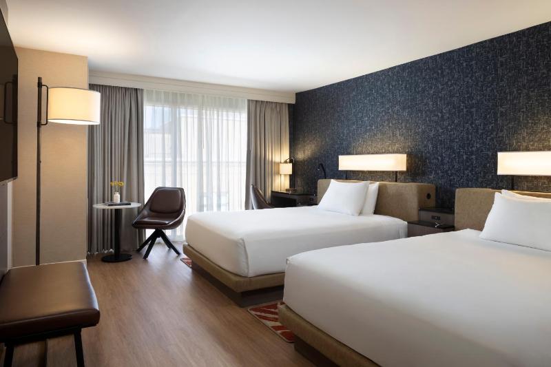 Queen Room with Two Queen Beds and Accessible Tub - Disability Access image 1
