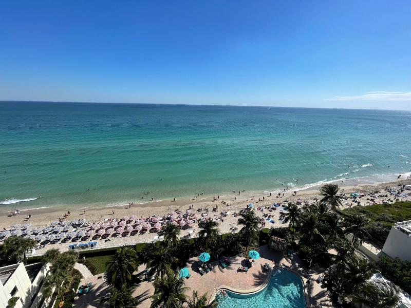 Sweeping Ocean Views of Hollywood Beach - Unit 14F - image 14
