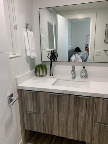 Sweeping Ocean Views of Hollywood Beach - Unit 14F - image 9