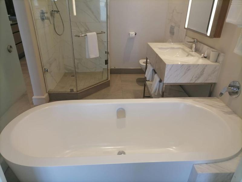 Houghton Suites - image 13
