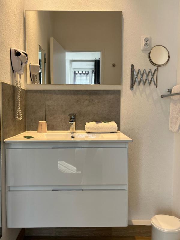 Quadruple Room image 1