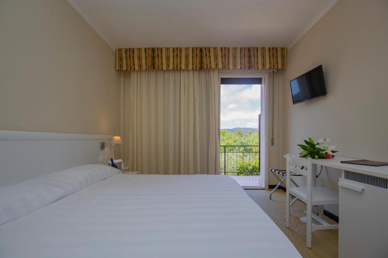 Double or Twin Room image 1