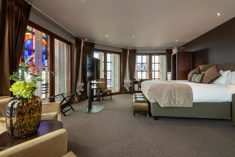 Junior Suite in Church area image 2