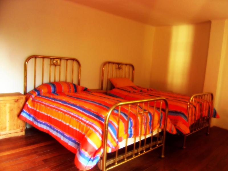 Anata Hostal - image 2