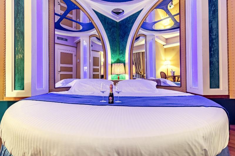 Junior Suite with Hot Tube