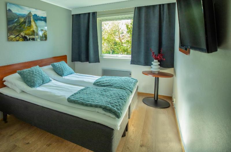 Double Room image 1