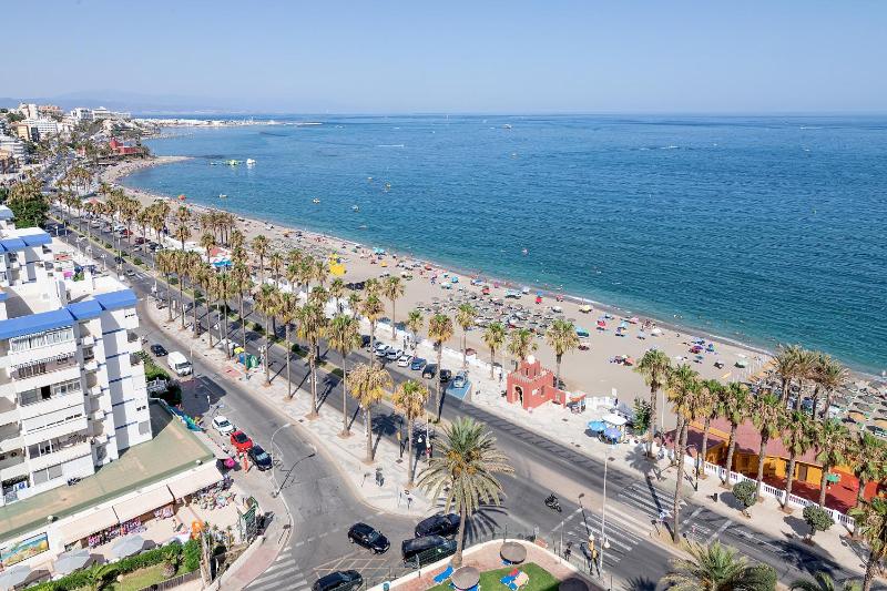 BHost - Torrealmádena Images