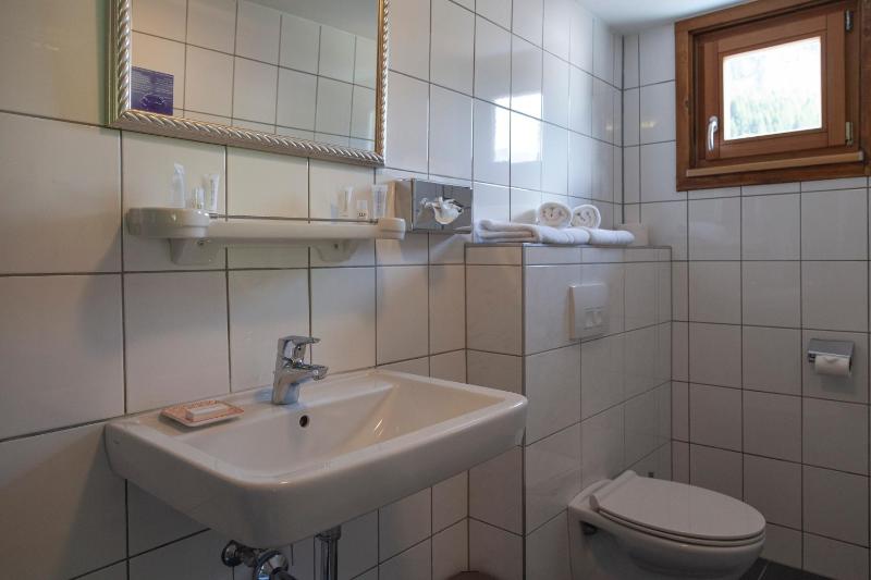 Double Room with Balcony image 4