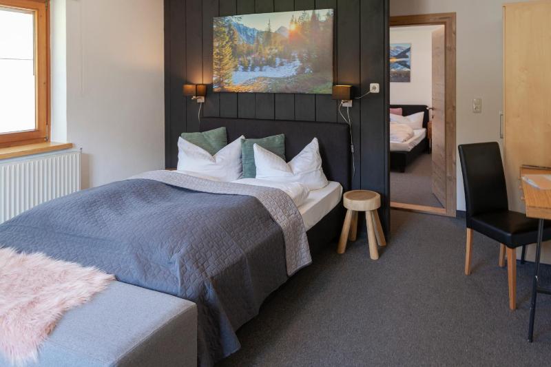 Quadruple Room image 1