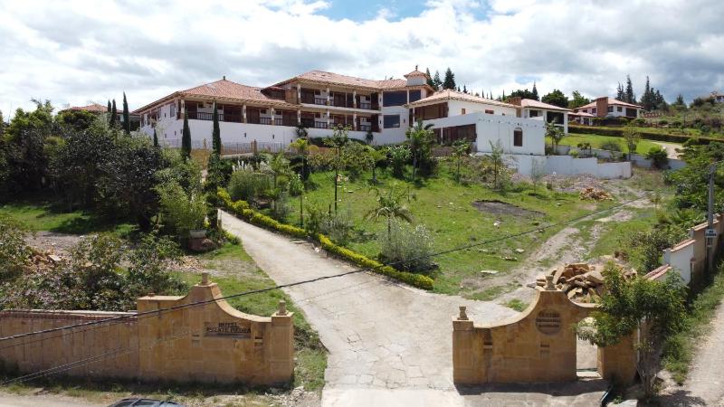Hotel Puente Piedra - image 40