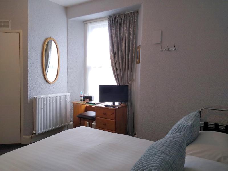 Double Room - Room 3 image 4
