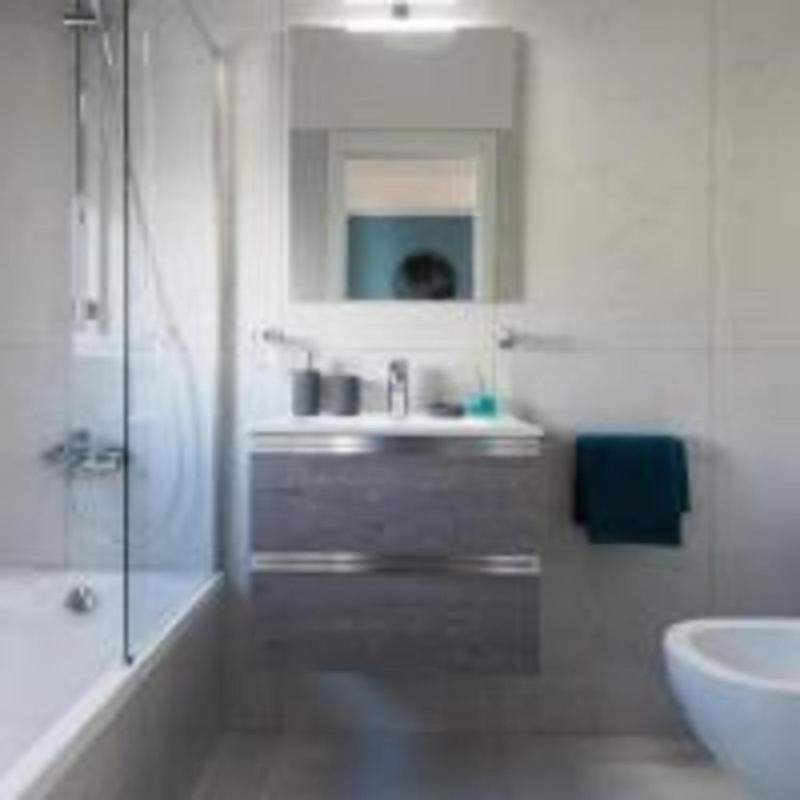 Superior King Room image 4