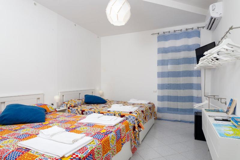 Comfort Quadruple Room image 4
