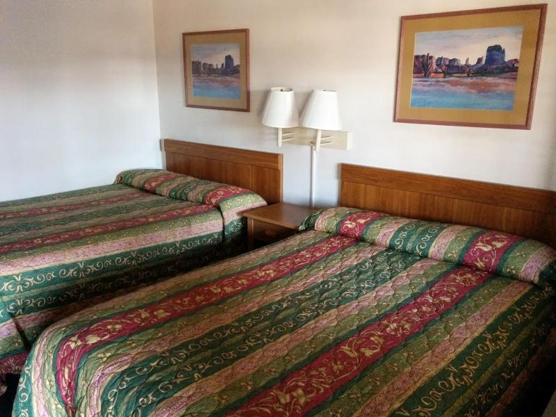 Double Room with Two Double Beds - Non-Smoking image 3