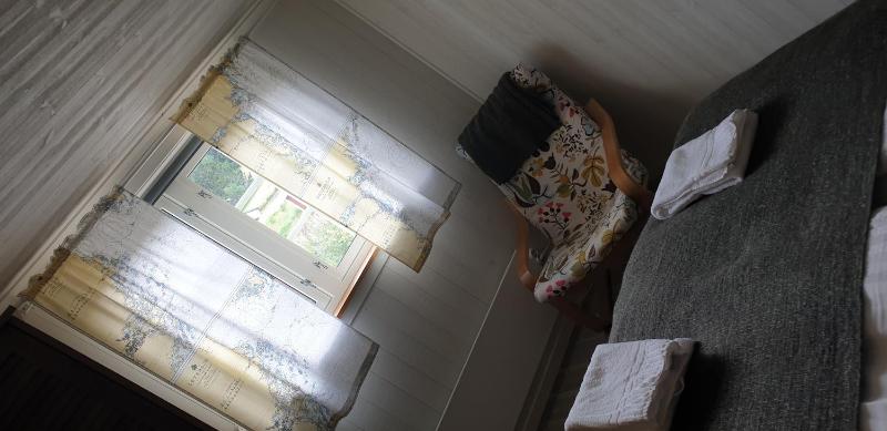 One-Bedroom House image 4