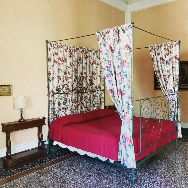 Quadruple Room image 2