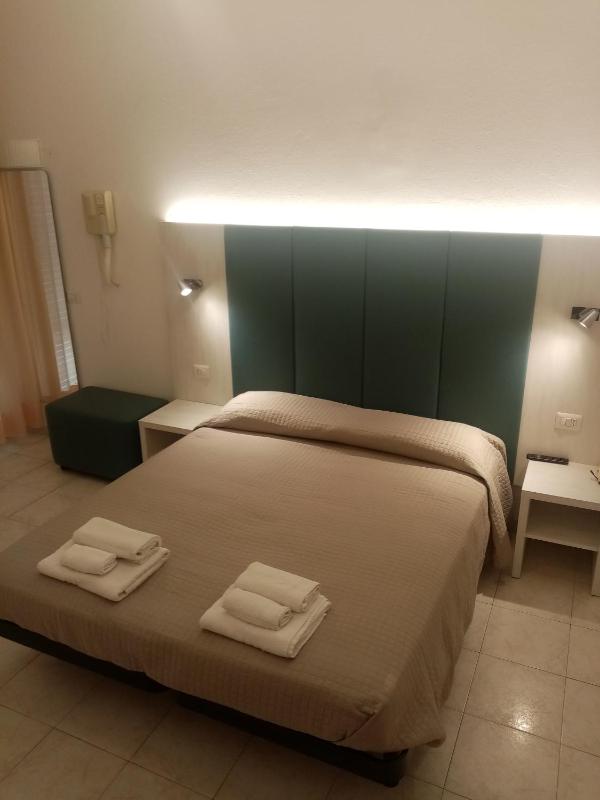 Hotel Ribot - image 34