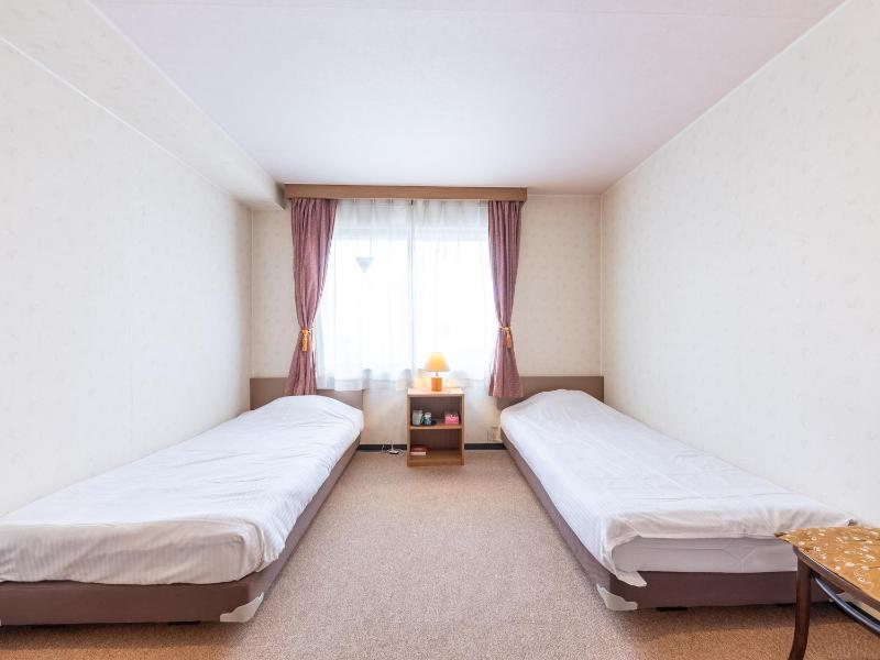 Tabist Business Hotel R Side Kanazawa - image 10
