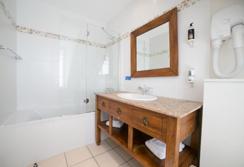 Junior Suite - Ground Floor with Terrasse image 2