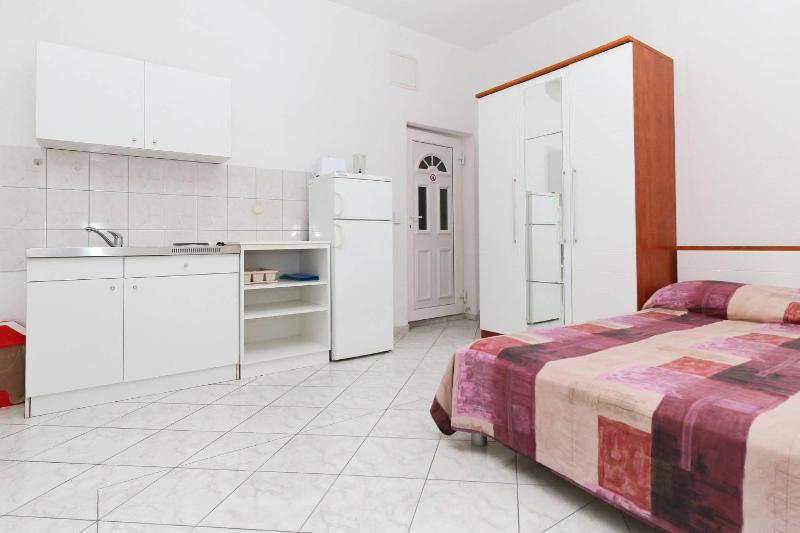 Vila Rikard - image 20
