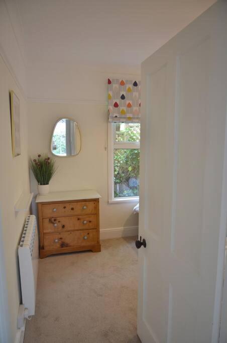 Oakroyd - image 7