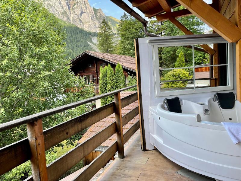 Superior Room Plus with rolling-out Whirlpool and Fireplace image 4