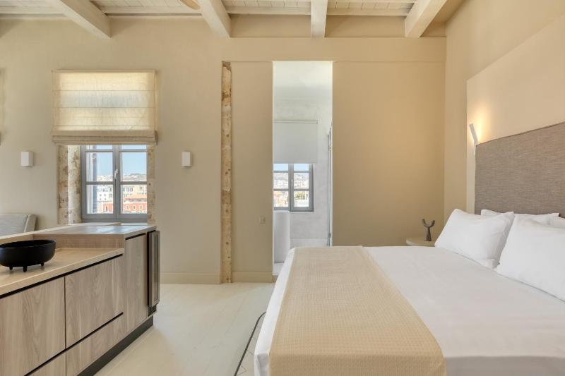 AZADE Chania - image 11