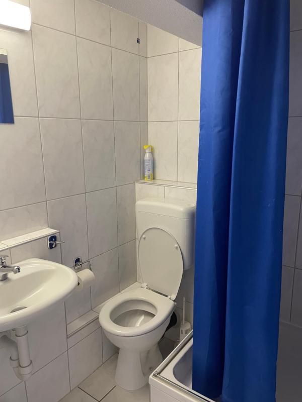 Budget Single Room image 1