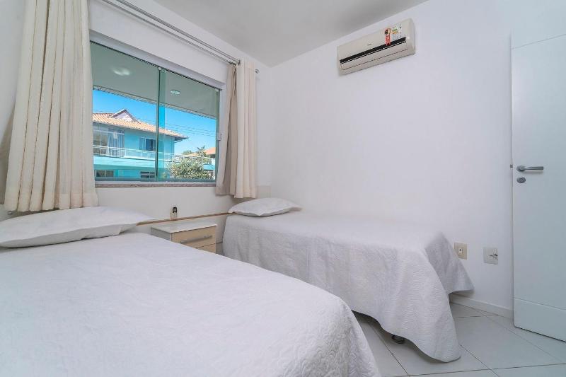 2 bedroom apartment in the center of Bombinhas - image 17
