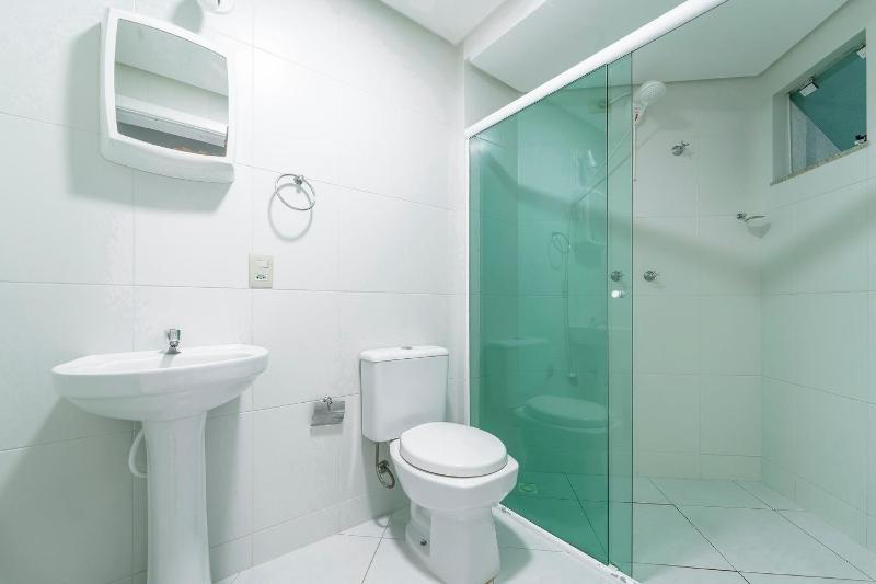 2 bedroom apartment in the center of Bombinhas - image 5