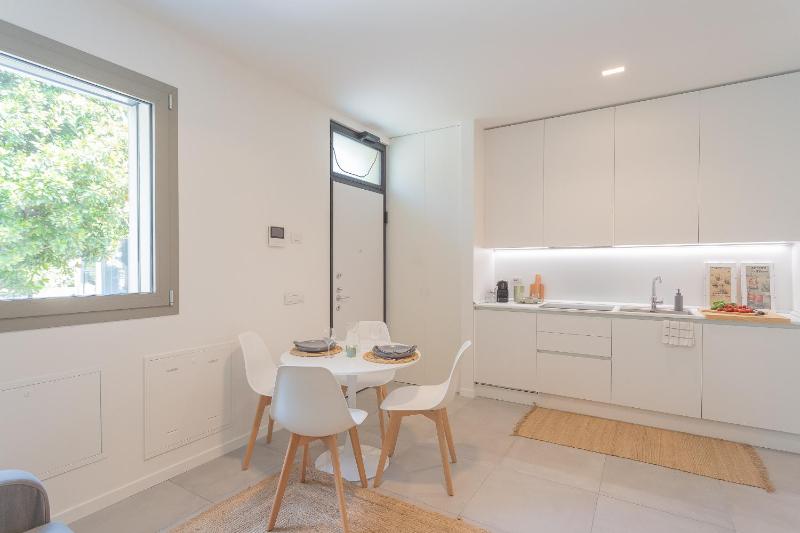 Ginepro & Salvia Apartments in Como by Rent All Como - image 33